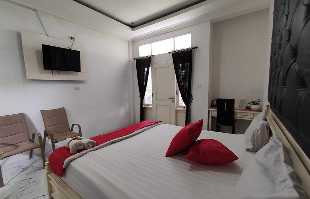 New The Heritage Resort & Restaurant Bukit Lawang Bandartelu Екстер'єр фото